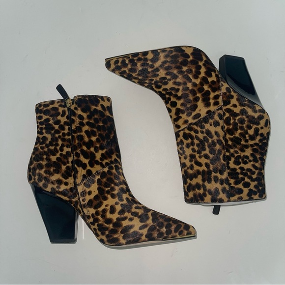 Tory Burch Lila Genuine Leopard Print Calf Hair Pointed Toe Bootie/ New! Reemoly - Picture 9 of 13